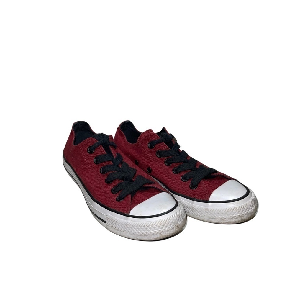 Converse  Woman Shoes Size 7